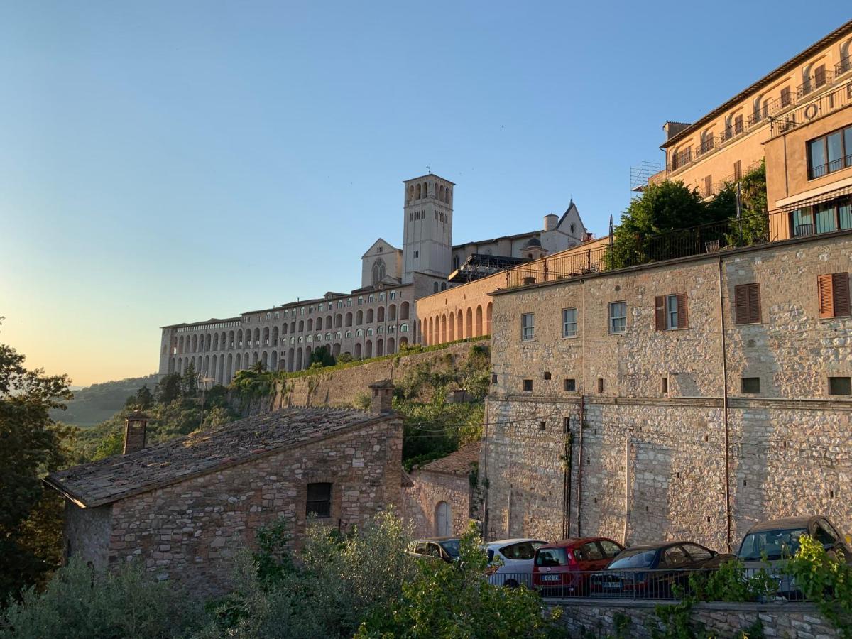 Francesco House Family Apartamento Assisi Exterior foto