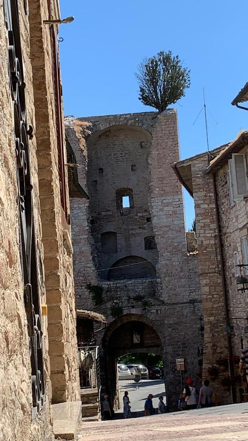 Francesco House Family Apartamento Assisi Exterior foto
